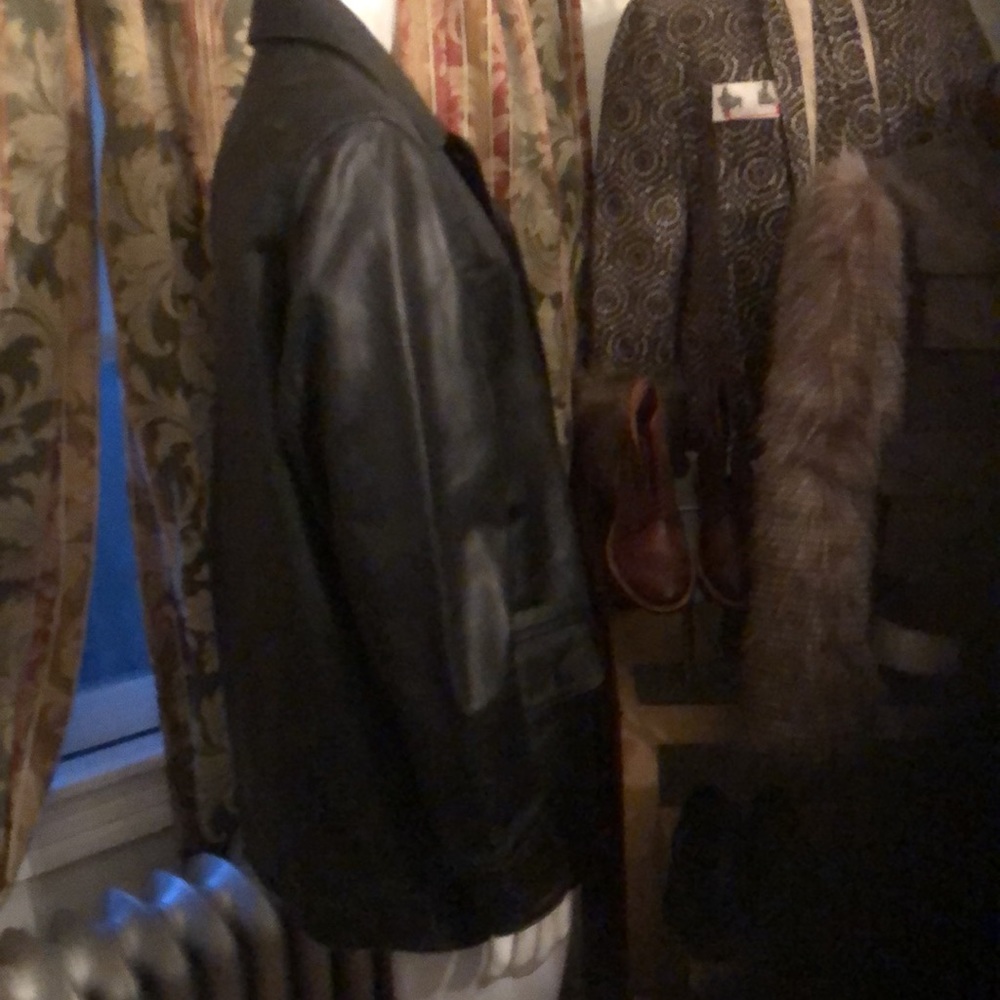 Preloved Express Men 100%Leather Jacket Medium - image 4